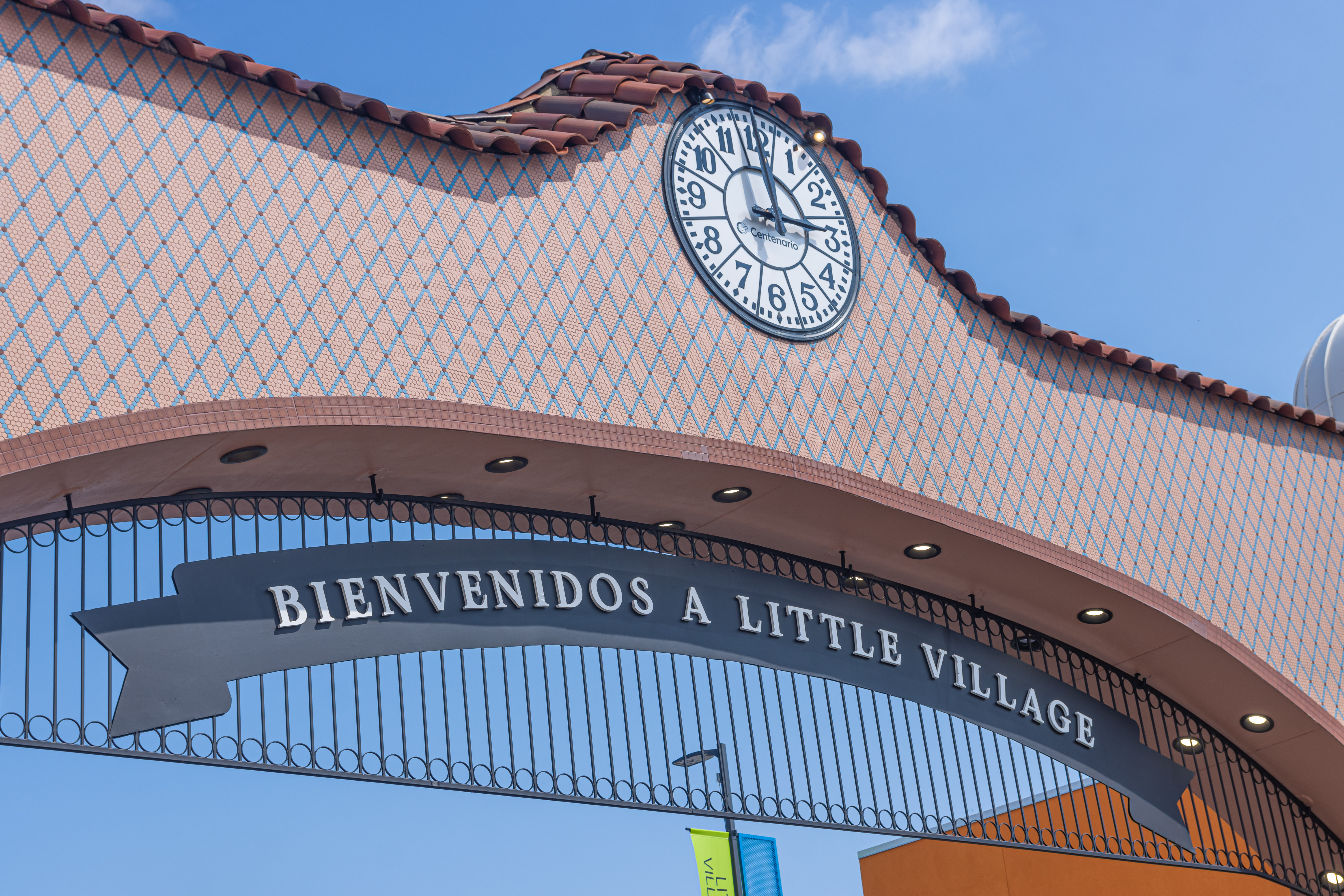 img_Ventra_Little_Village_26th_St._Arch_August_17,_2024_23